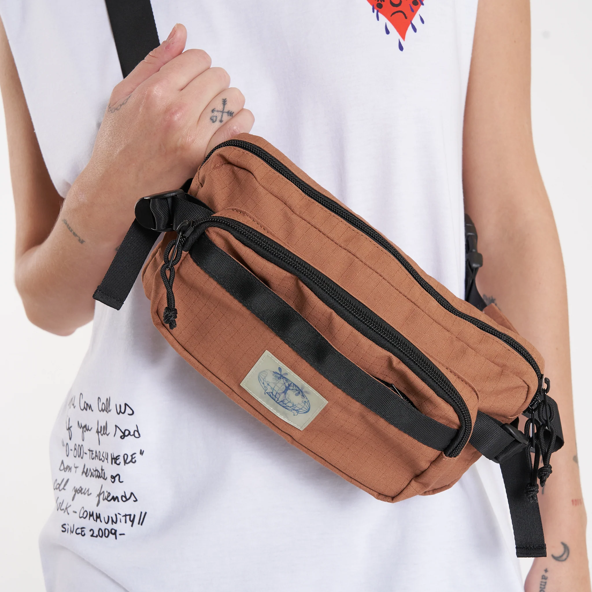 Bolso Vulk Teck Waistbag Brown - Image 3