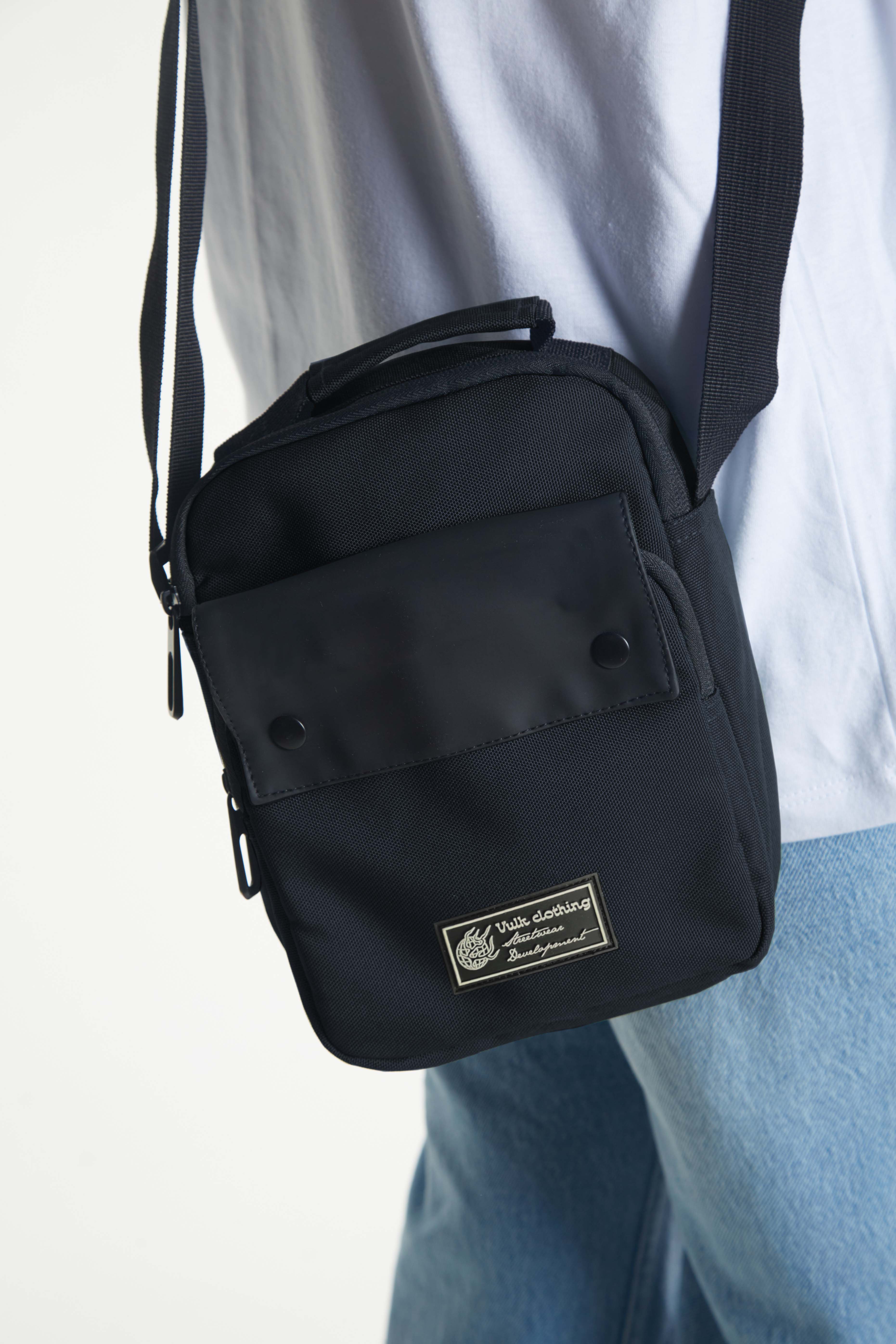 Bolso Vulk Lauren Black - Image 3