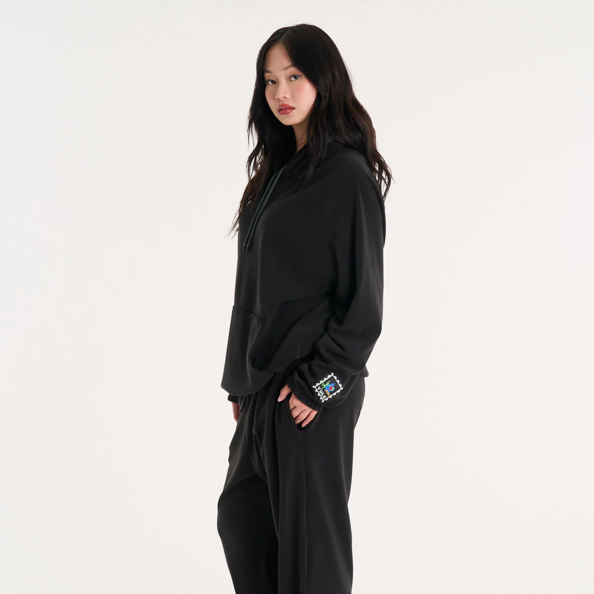 Buzo Vulk Parker Hood Black - Image 2