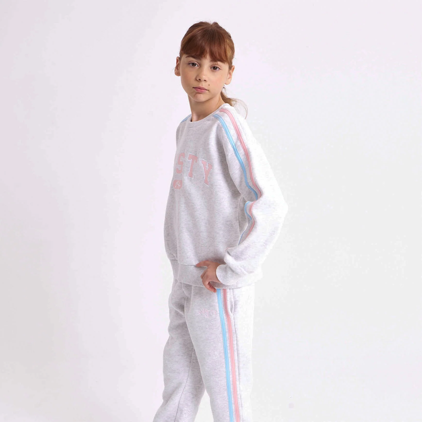 Buzo Rusty Girls Team Varsity Crew Fleece Ecru Marle - Image 3
