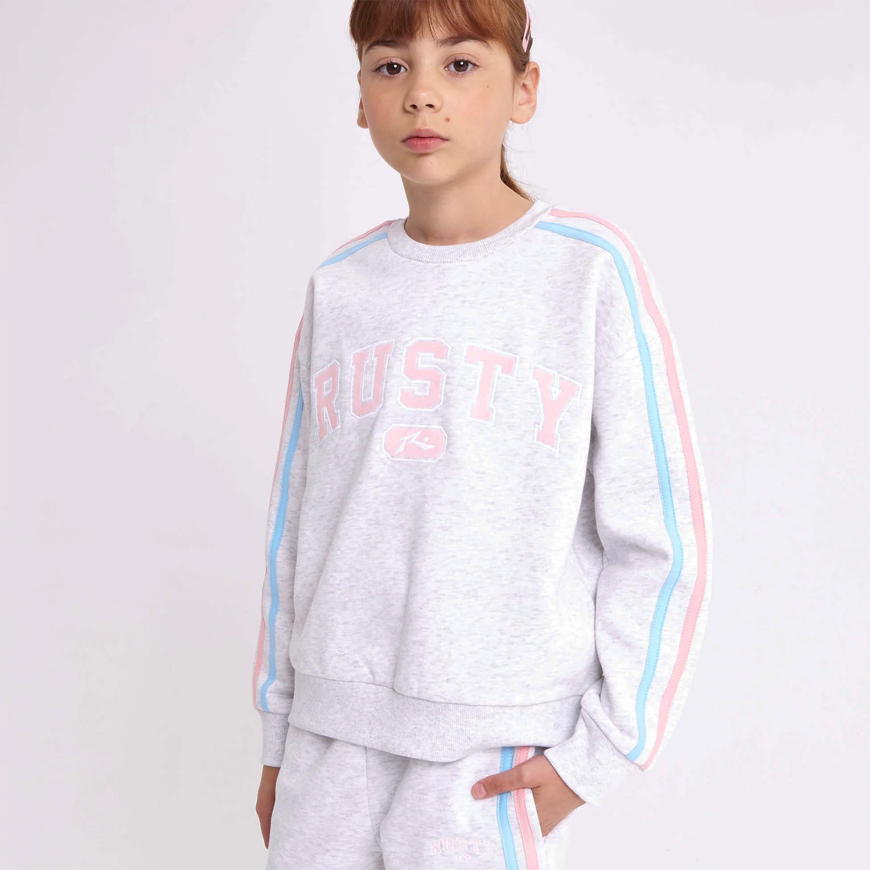 Buzo Rusty Girls Team Varsity Crew Fleece Ecru Marle - Image 7