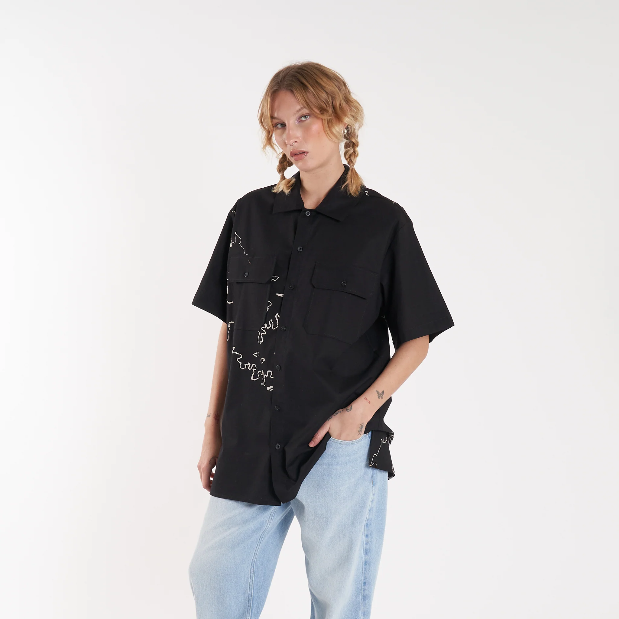 Camisa Mc Vulk World Shirt Black - Image 3