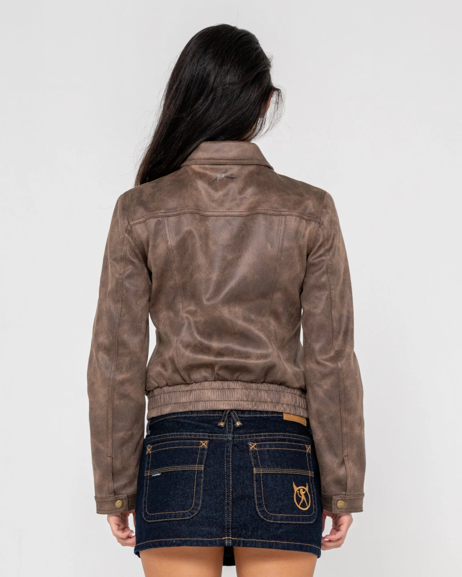 Campera Liviana Rusty Lizzy Faux Leather Fitted Jacket Ash Brown - Image 3