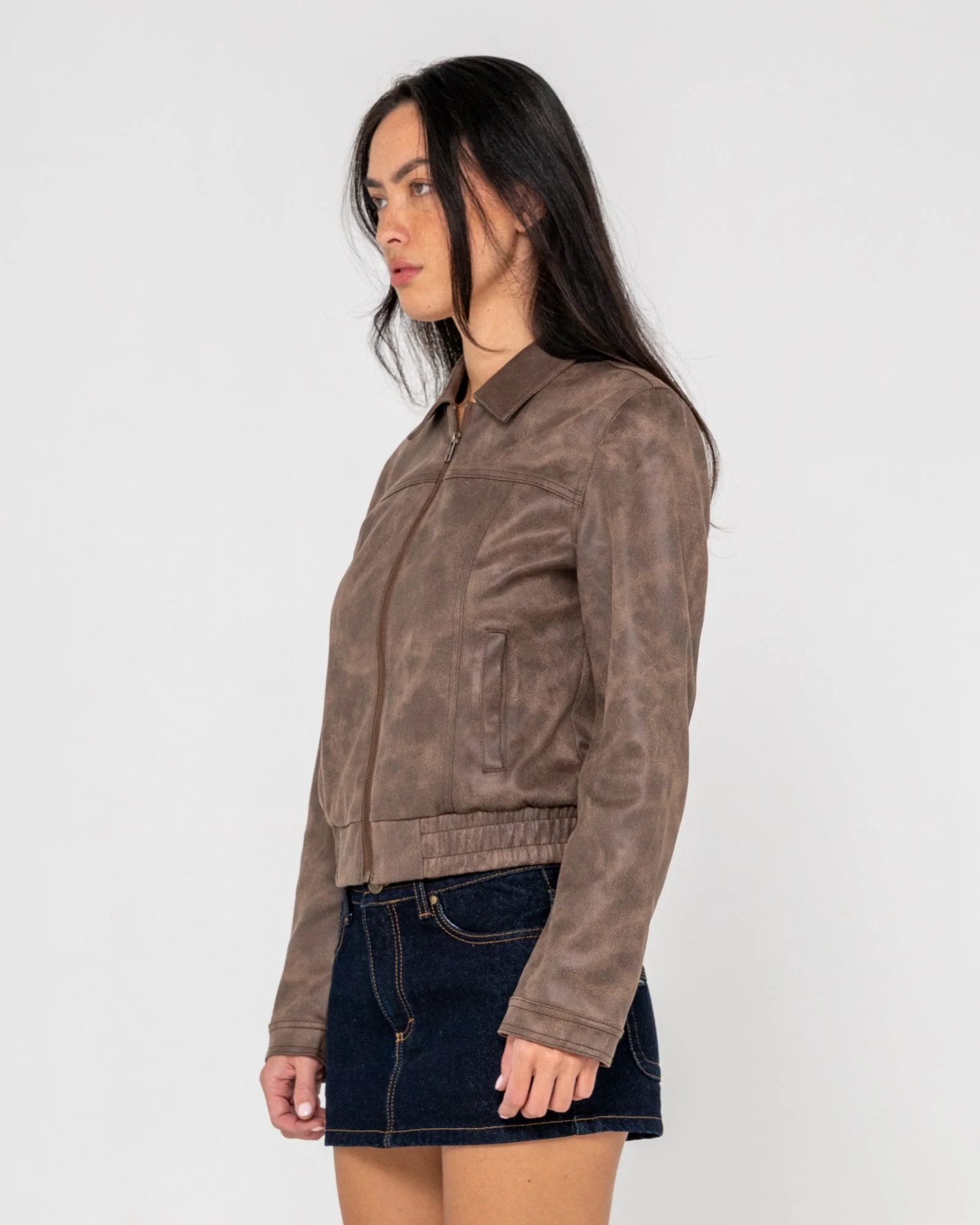 Campera Liviana Rusty Lizzy Faux Leather Fitted Jacket Ash Brown - Image 4