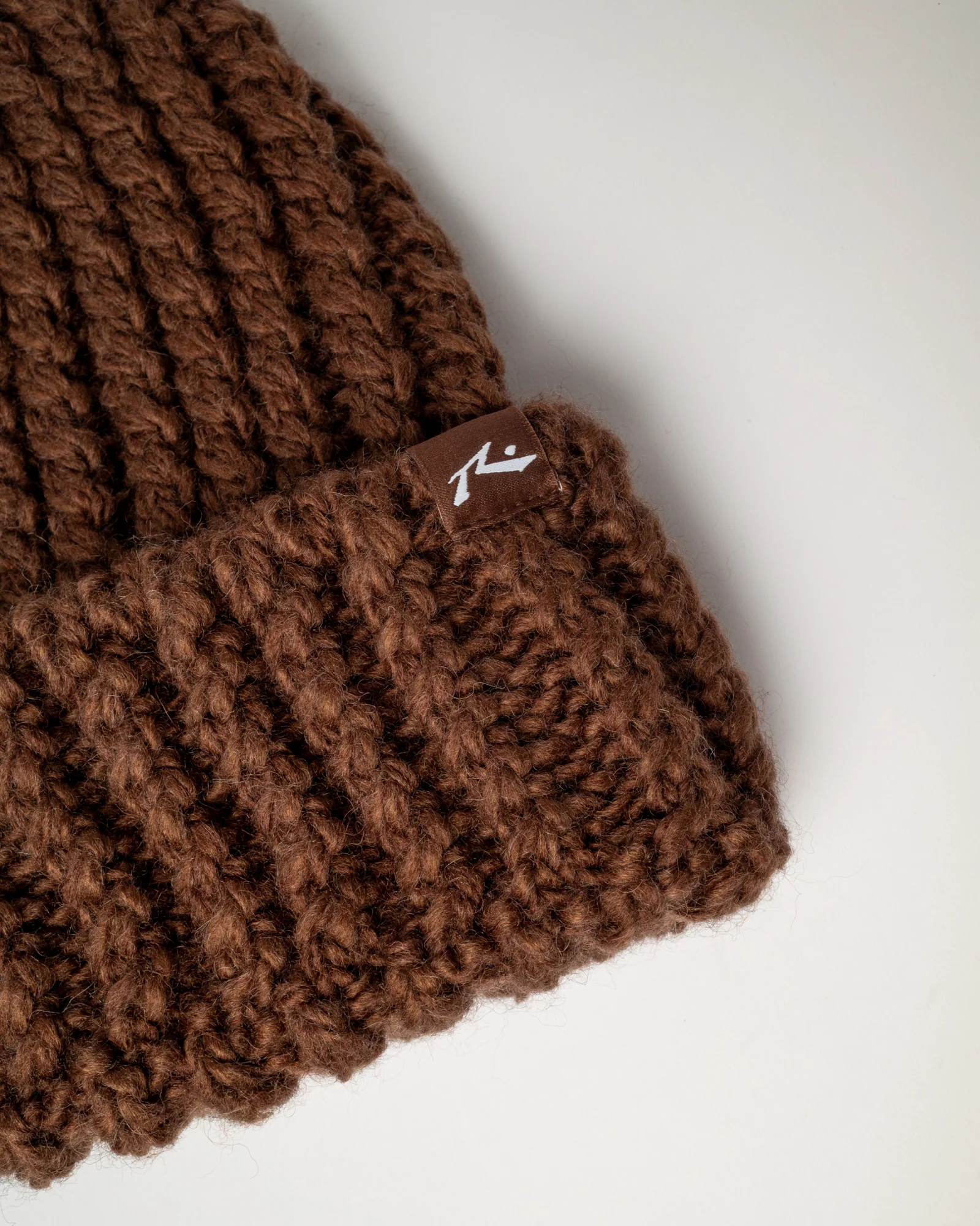 Gorro Lana Rusty Aspen Chunky Beanie Pinecone 1 - Image 2