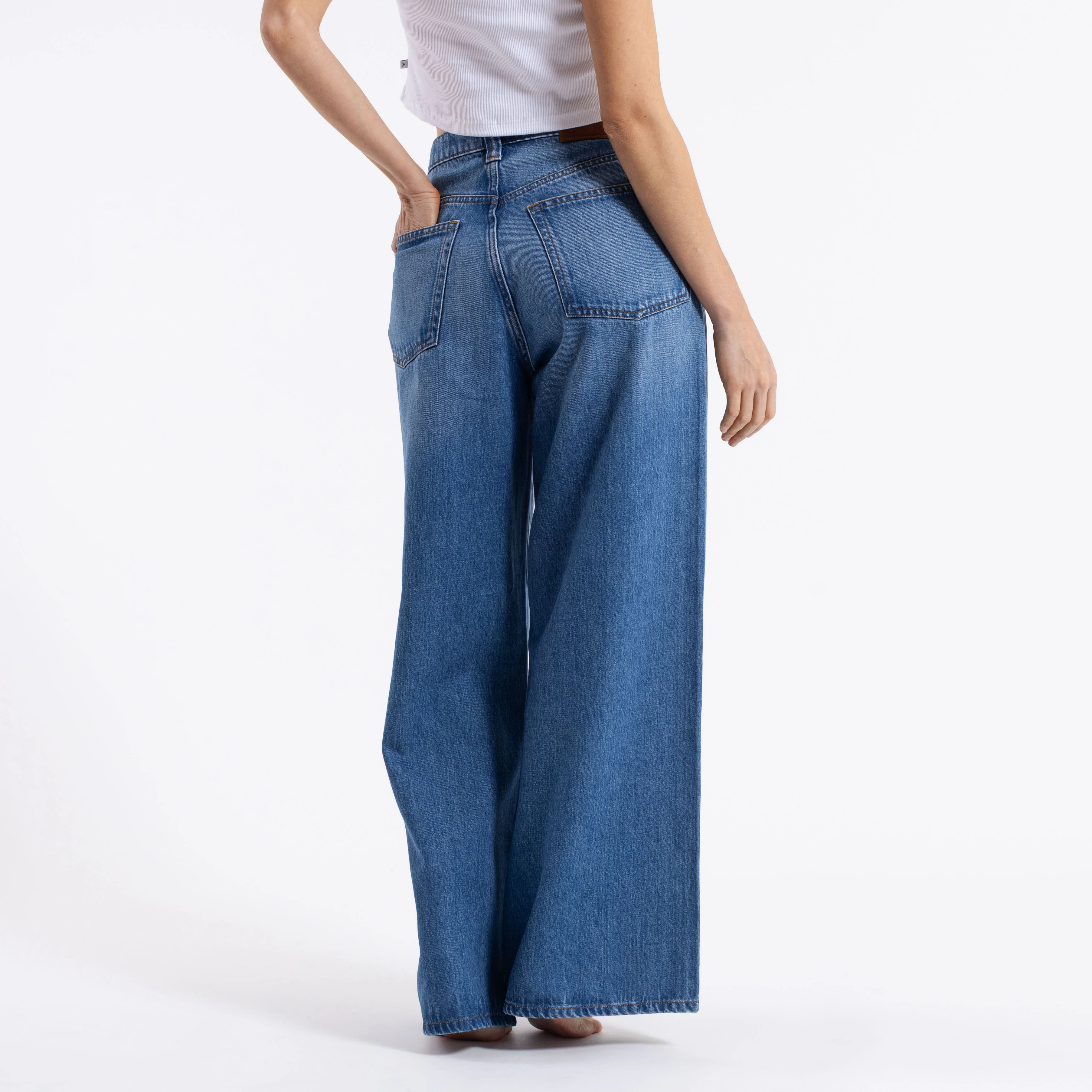 Jean Rusty Wendy Hi Rise Wide Leg Jean Ld Middy Blue - Image 4