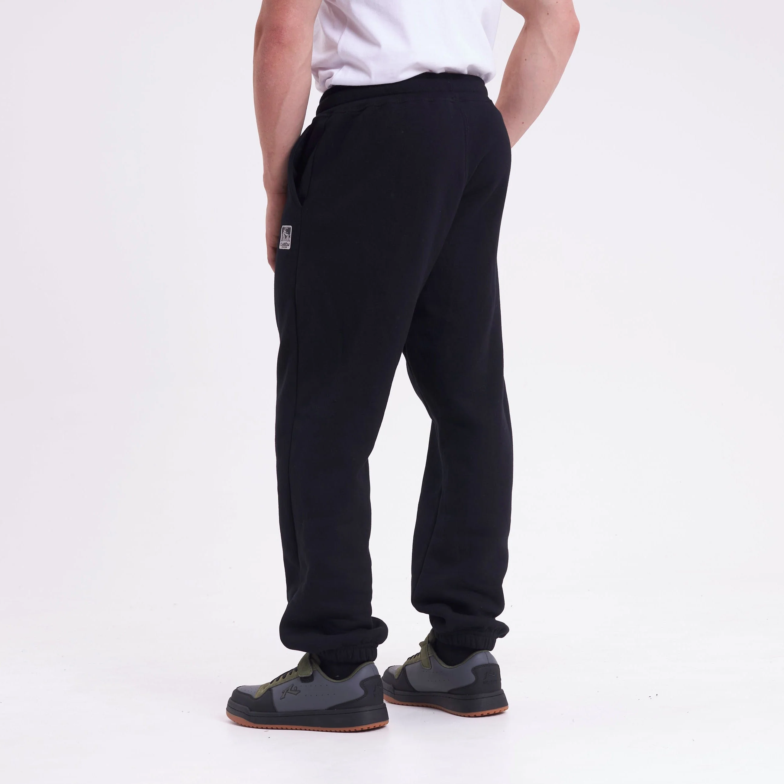 Jogging Rusty Core Division Serie 2 Trackpant Black - Image 4