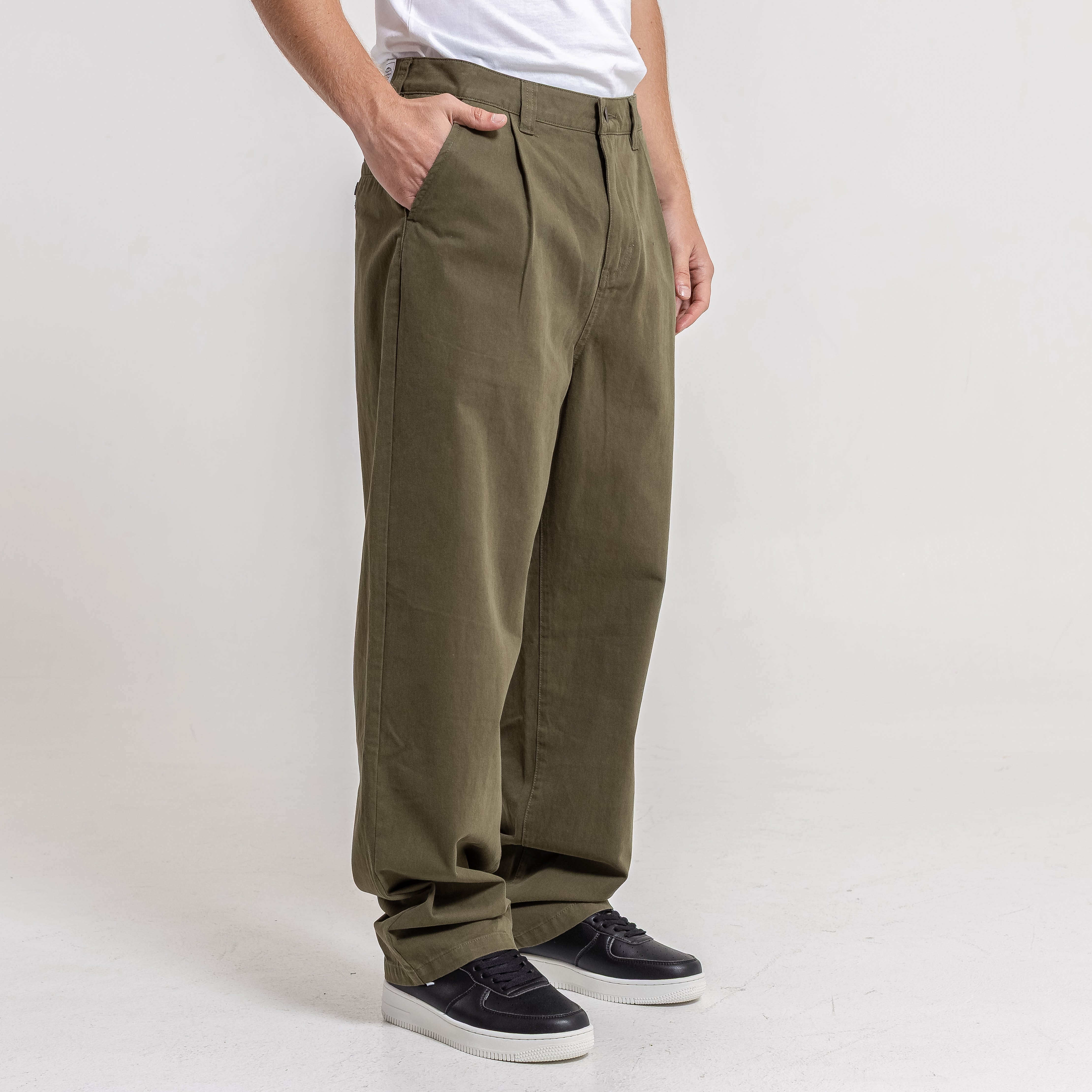 Pantalon Rusty Worldwide Pleat Pant* Army - Image 2