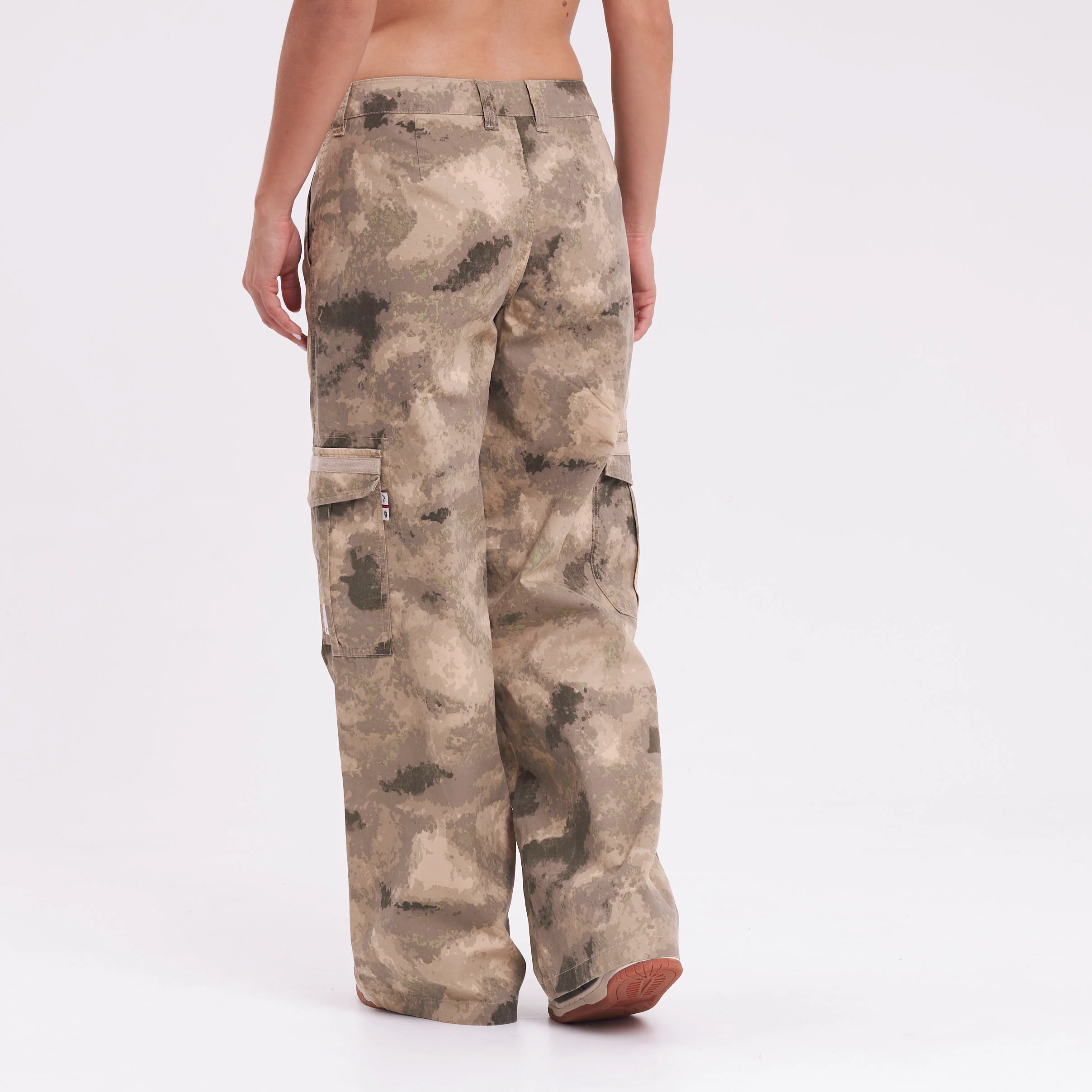Pantalon Rusty Camoozy Low Rise Cargo Pant Camo - Image 11