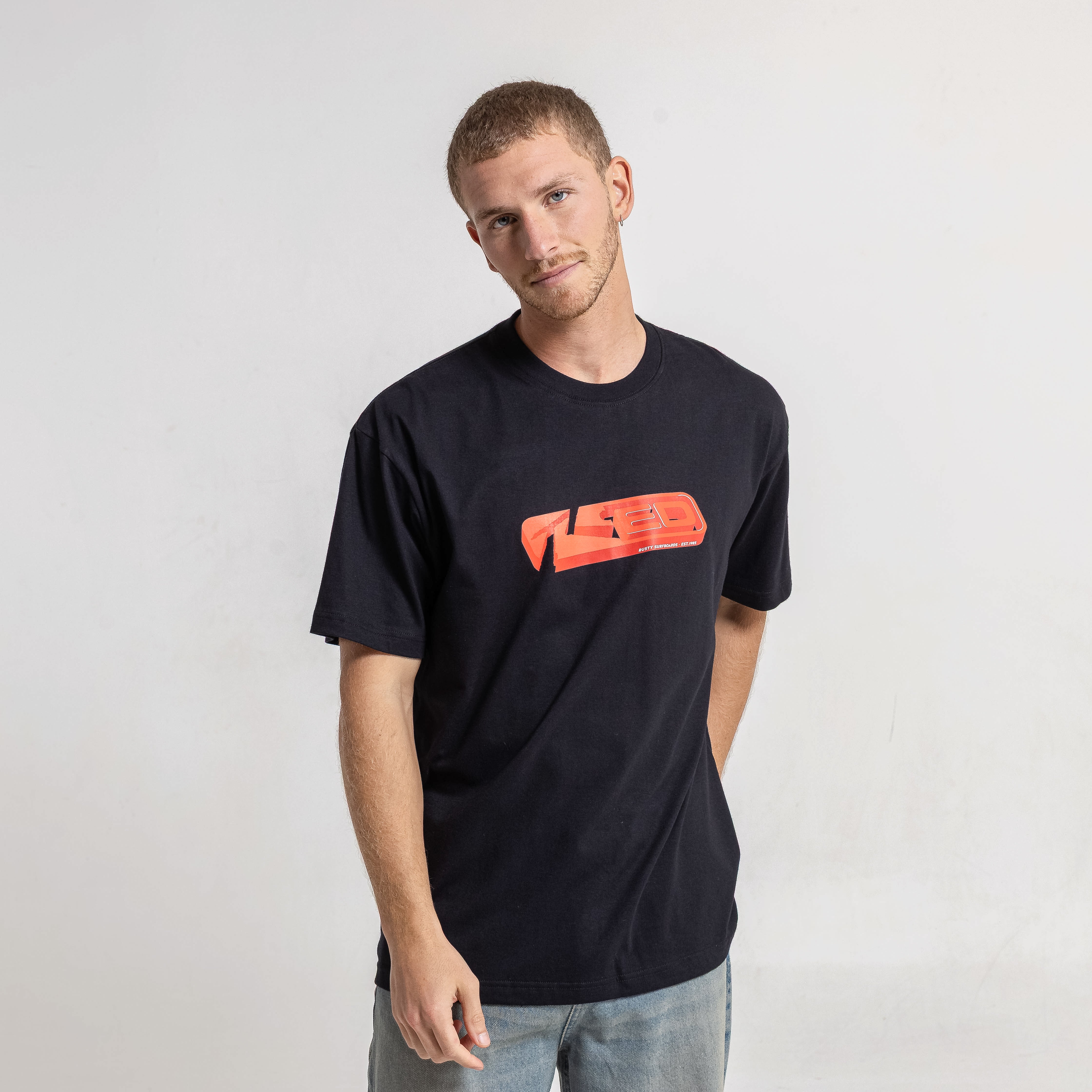 Remera Mc Rusty Logo Town Tee Black - Image 2