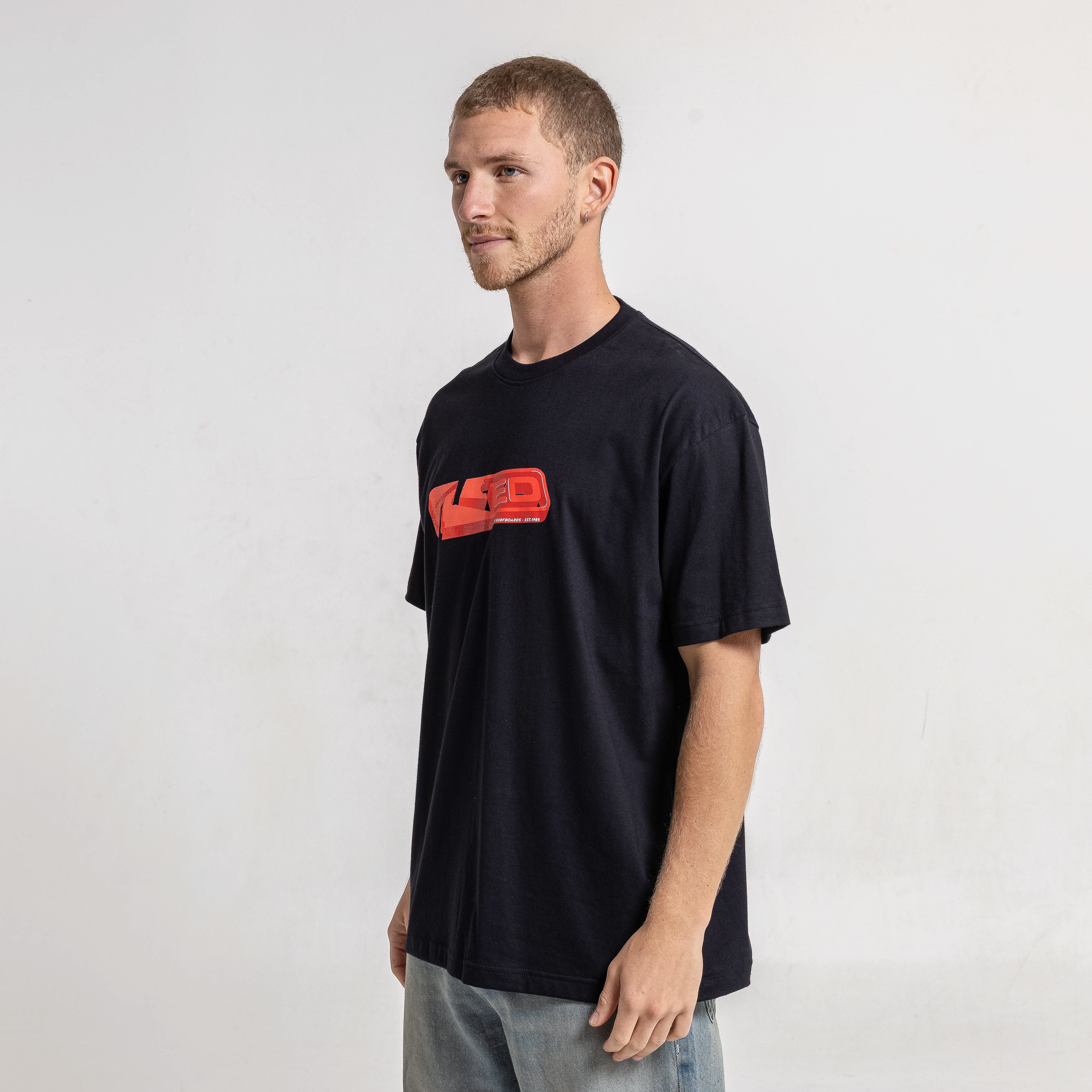 Remera Mc Rusty Logo Town Tee Black - Image 3