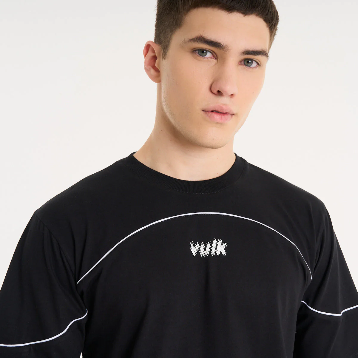 Remera Mc Vulk Max Tee Black - Image 5