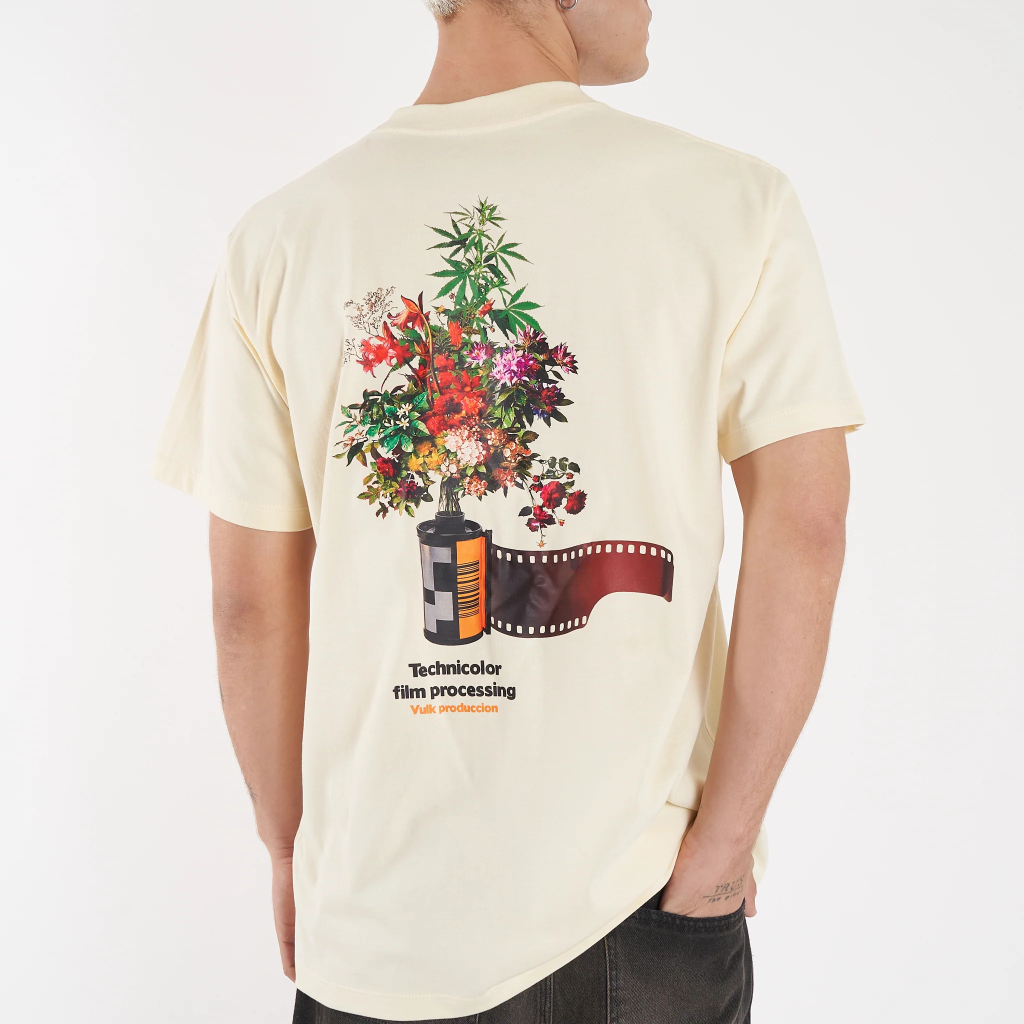 Remera Mc Vulk Film Tee Light Yellow - Image 5