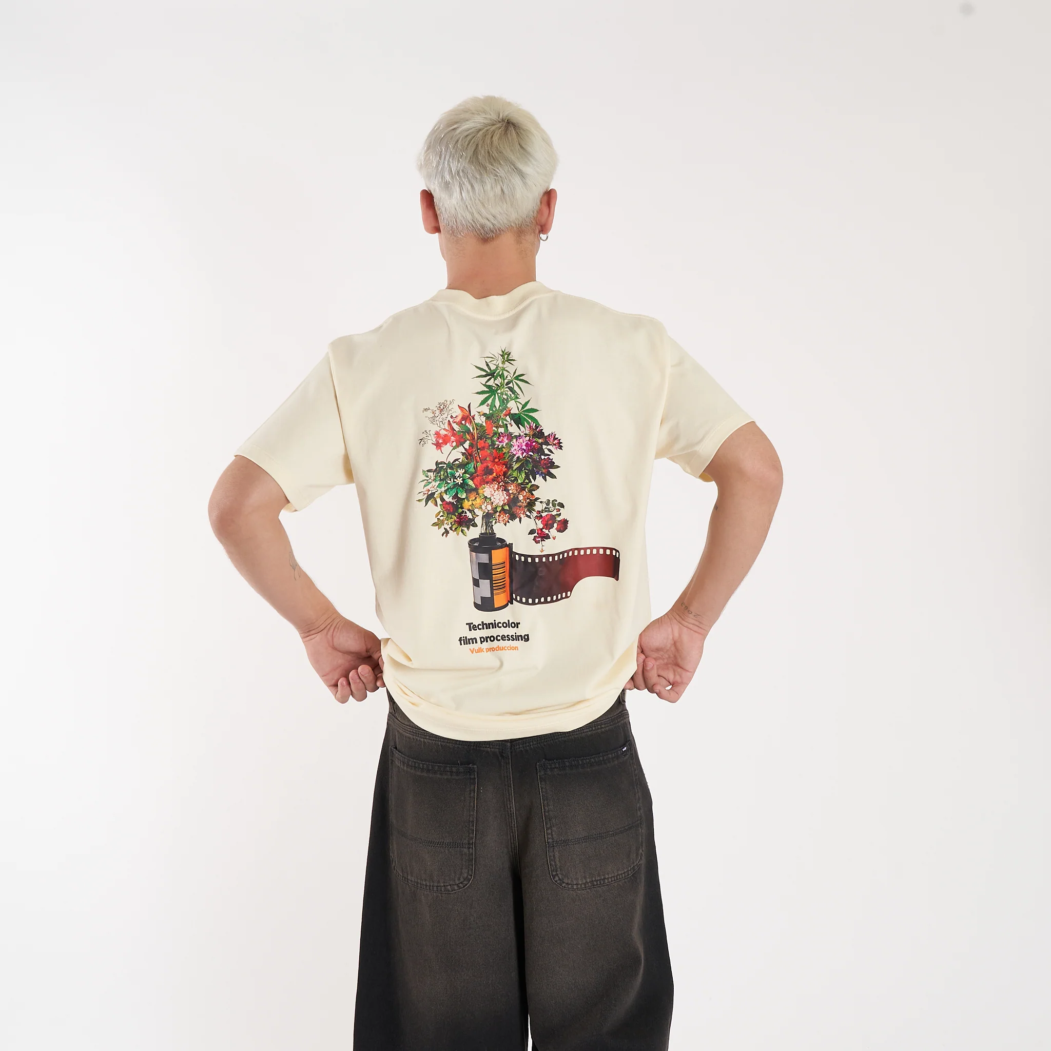 Remera Mc Vulk Film Tee Light Yellow - Image 9
