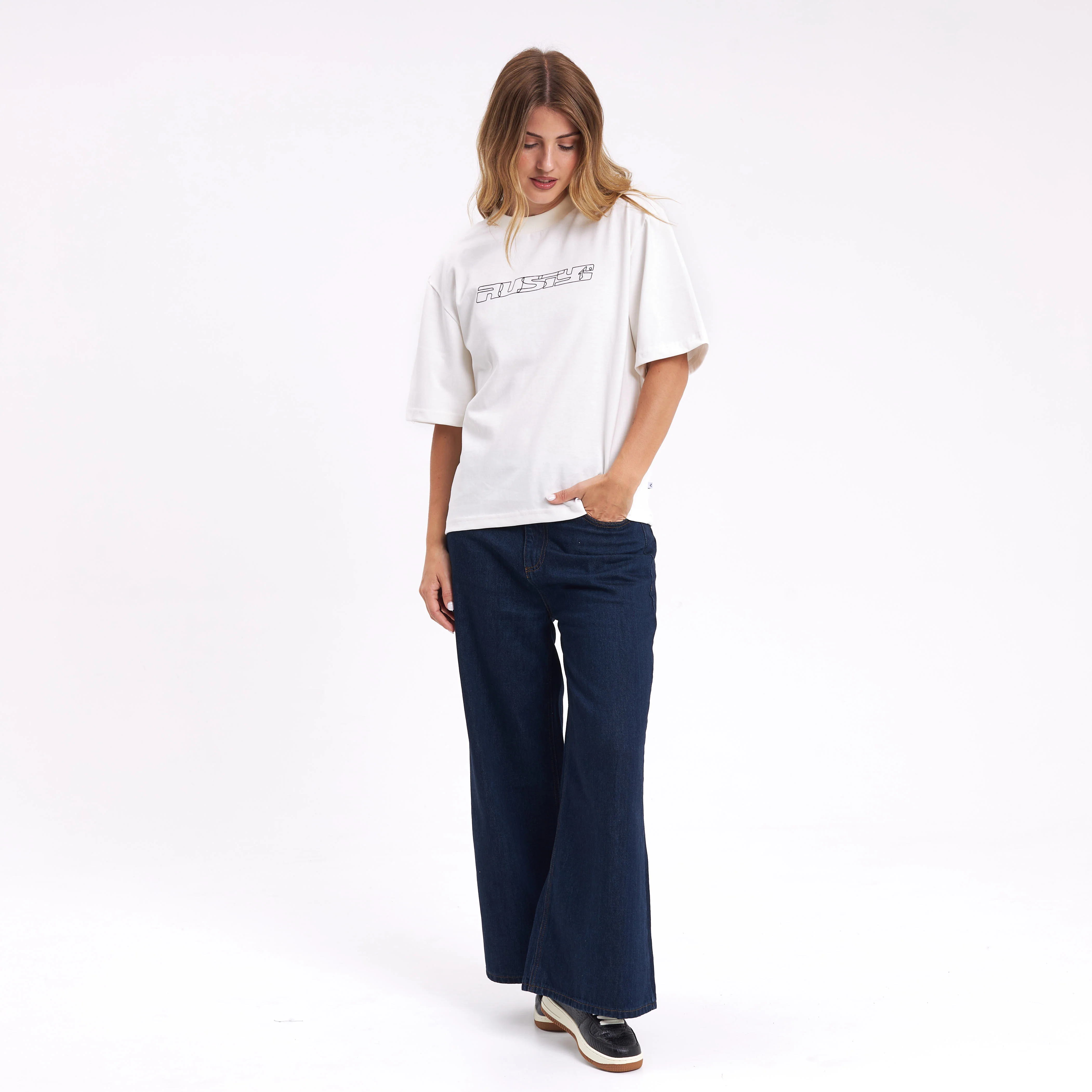 Remera Mc Rusty Essentials Crop Boxy Fit Tee Ld Off White - Image 4