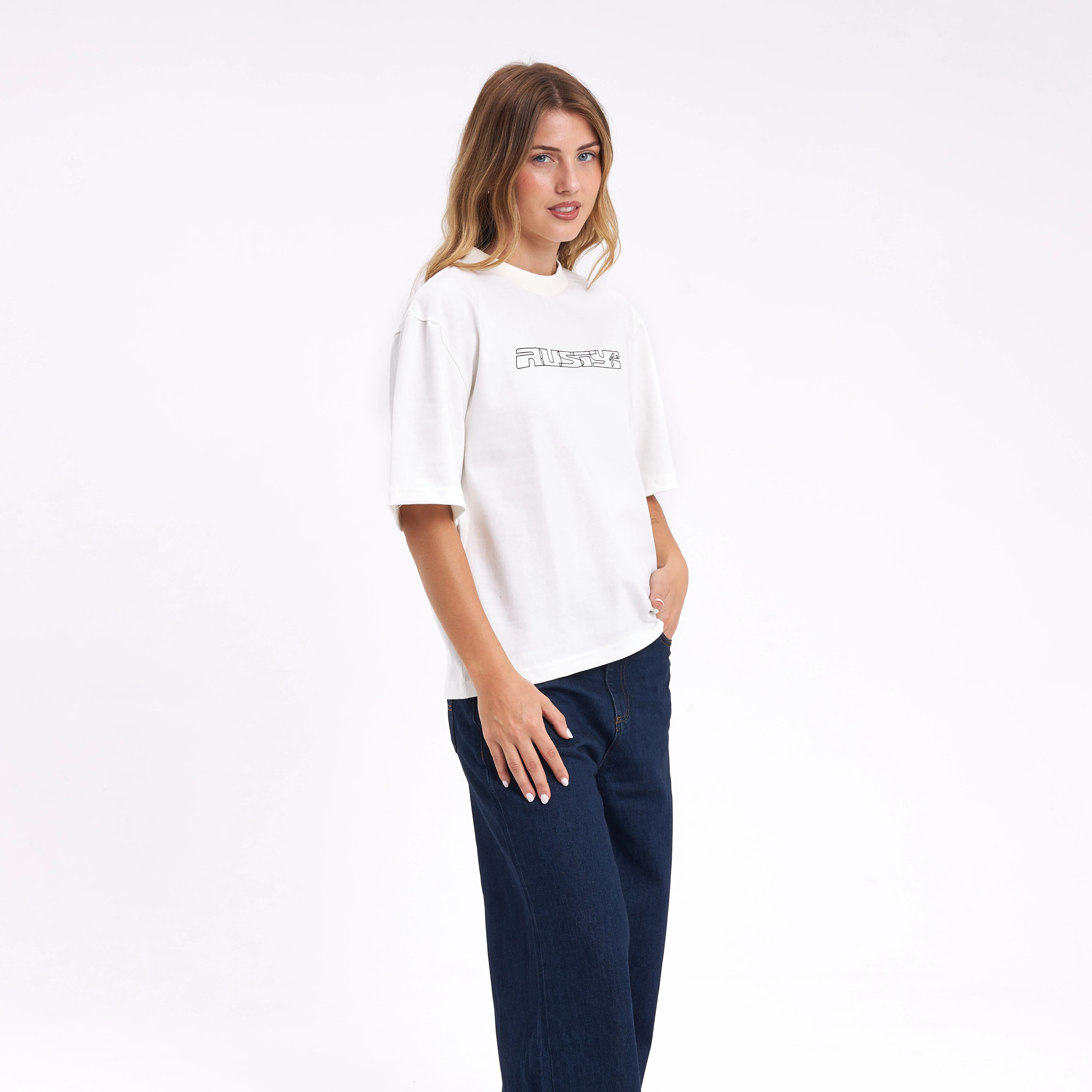 Remera Mc Rusty Essentials Crop Boxy Fit Tee Ld Off White - Image 5