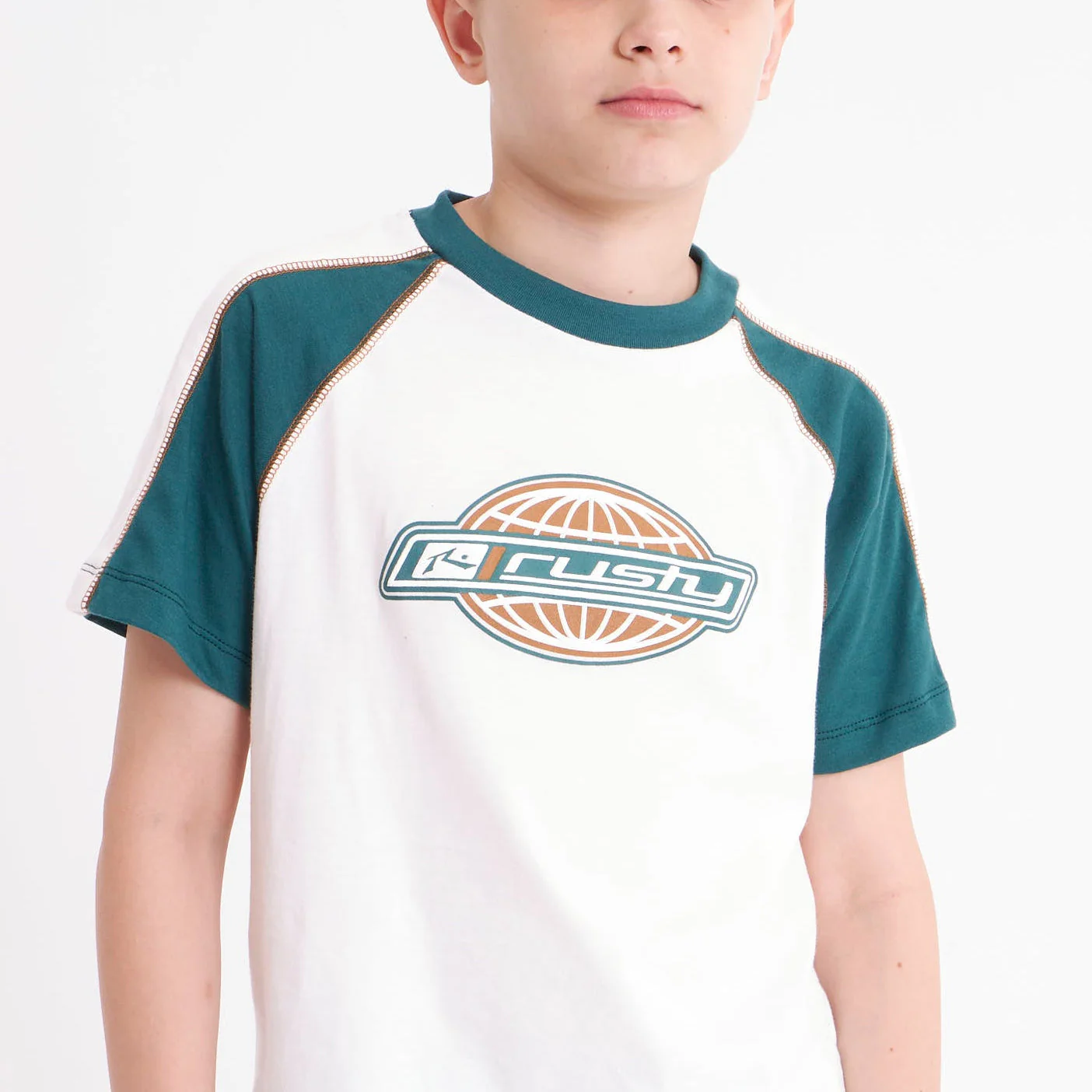 Remera Mc Rusty World Logo Tee Jr Off White - Image 5