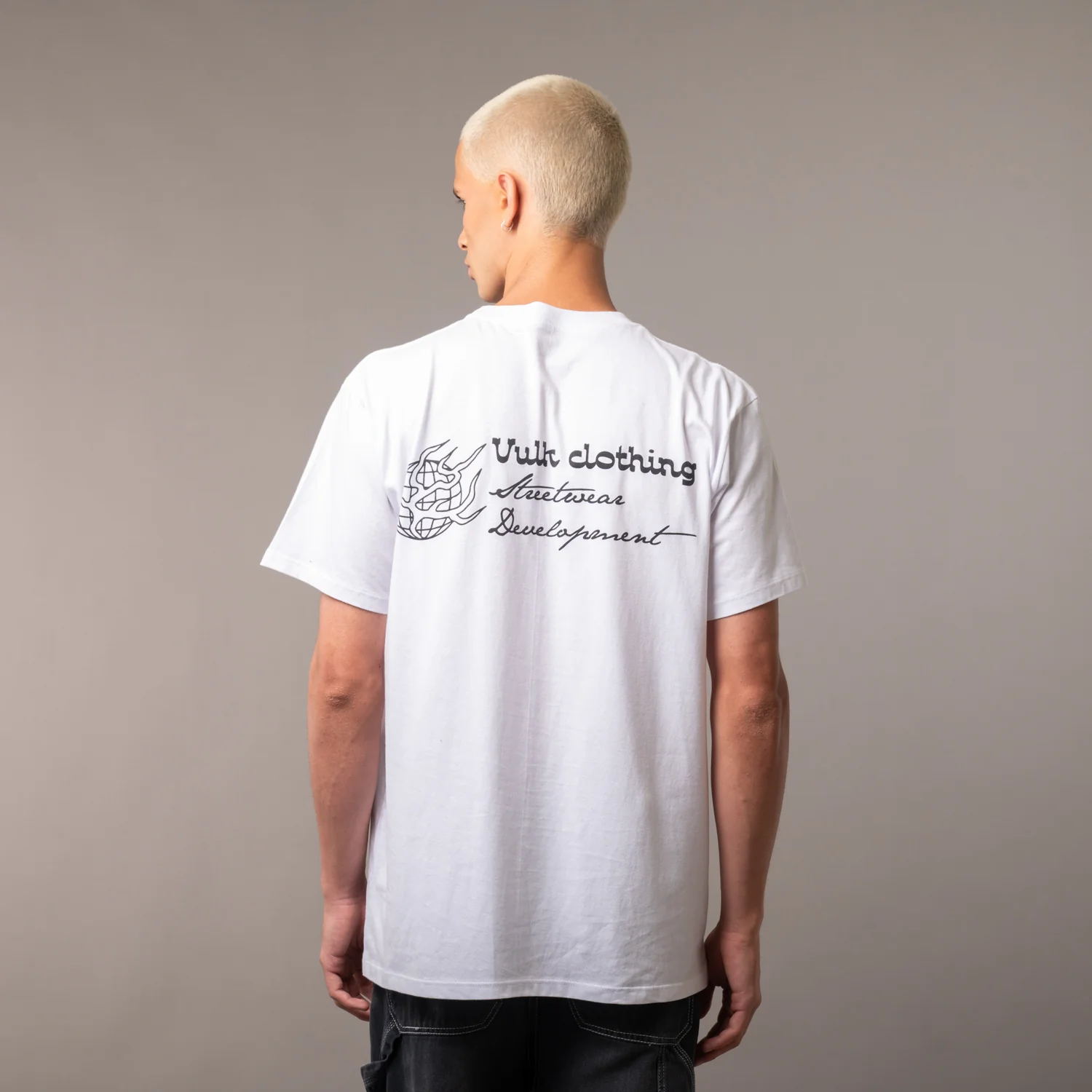 Remera Vulk World White - Image 7