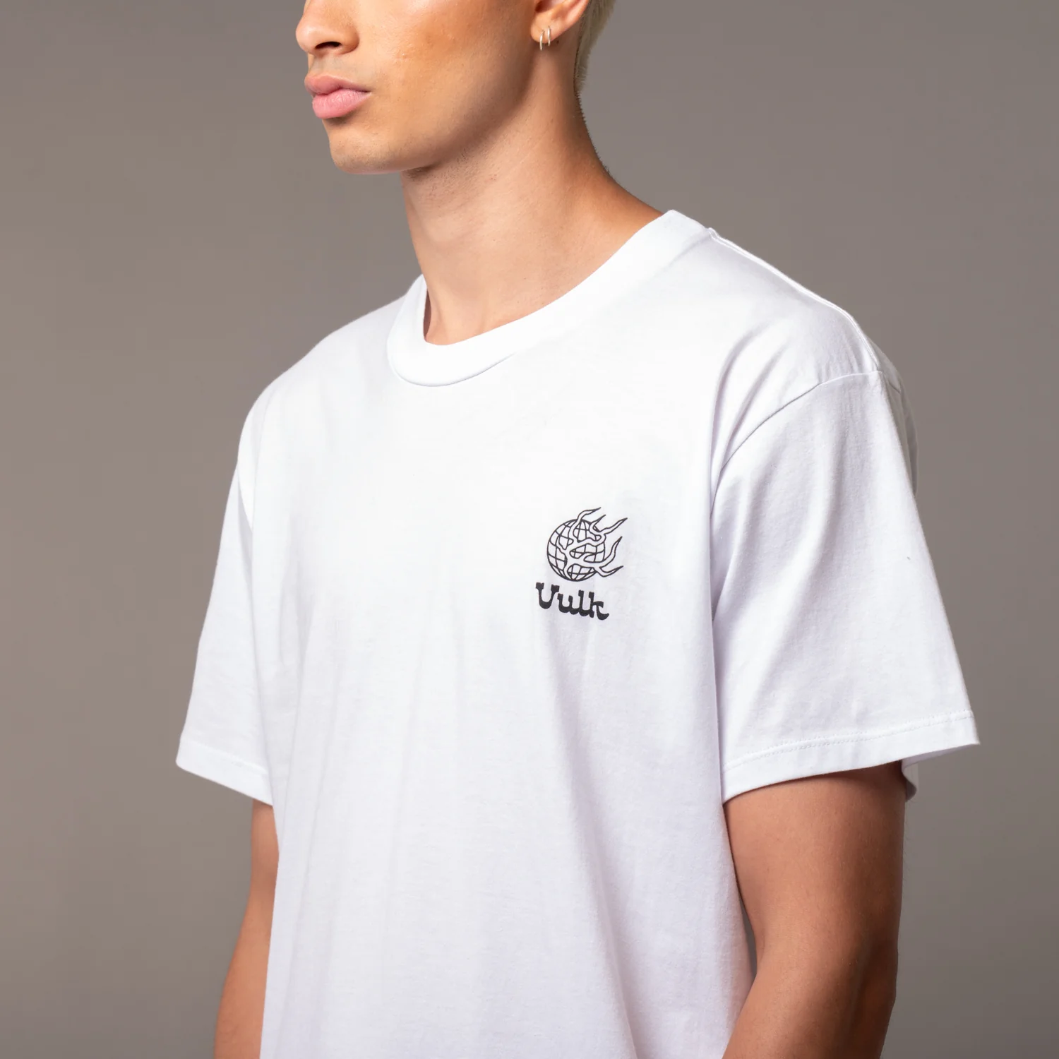 Remera Vulk World White - Image 9