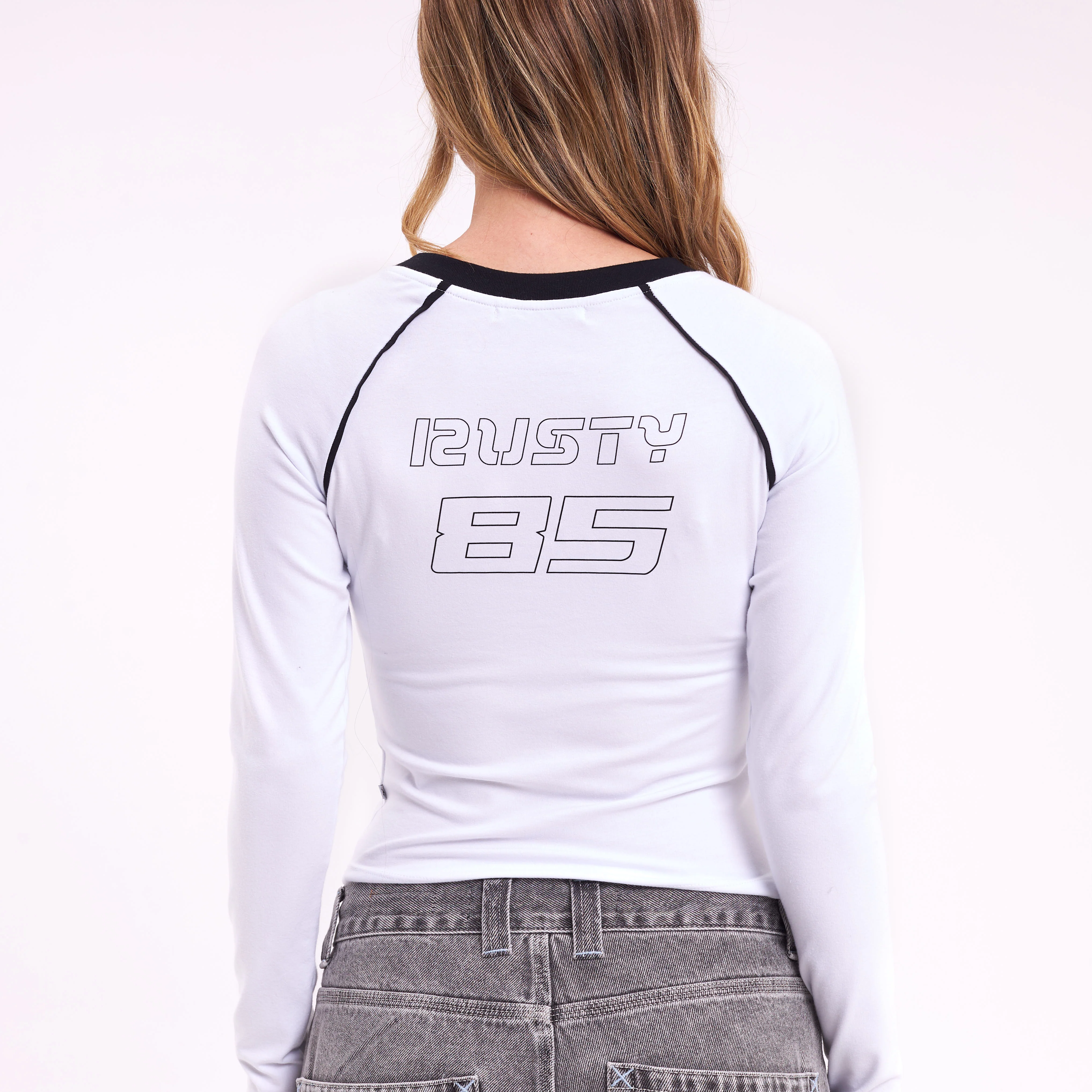Remera Ml Rusty College Drop Out Raglan Skimmer Ls Tee White - Image 7